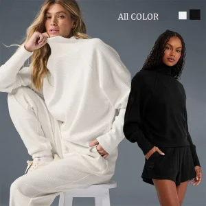 New winter and autumn loose-fitting pullover hoodie, long sleeve casual sports outfit Shirts with Trousers or Shorts style.
